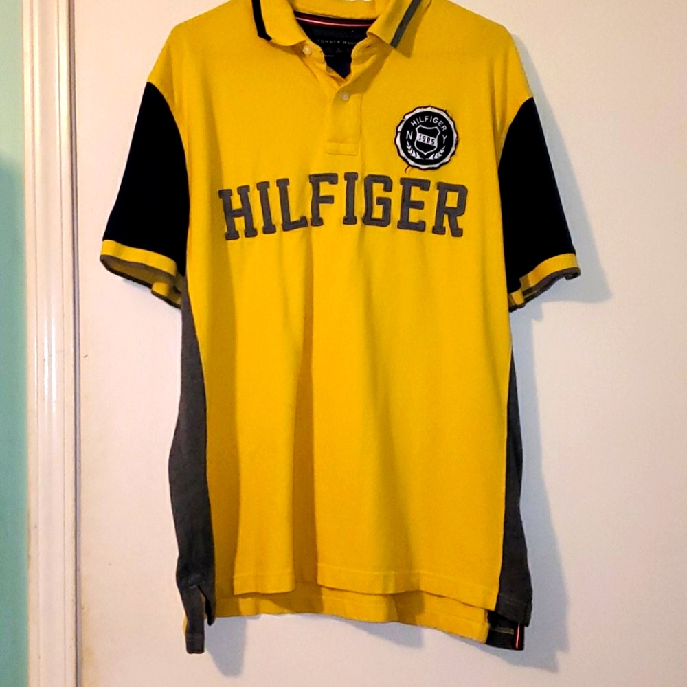 Mid 90s vintage Tommy Hilfiger polo!